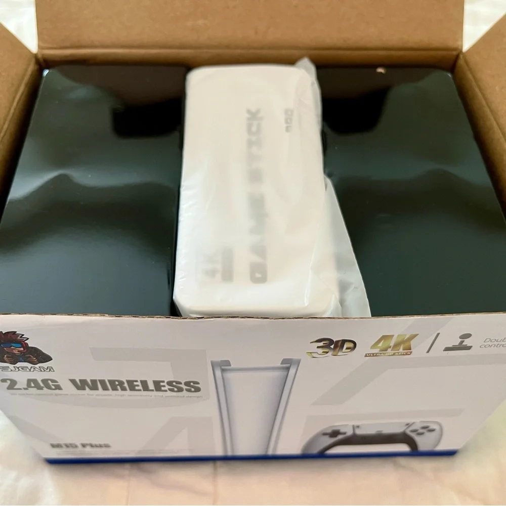 New Unopened M15 Plus 2.4G Wireless Game Console - White